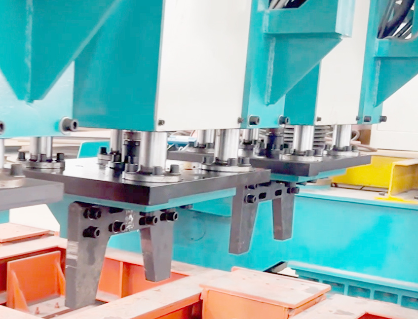 U-Rib Assembling Machine